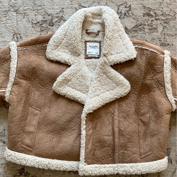 Cropped vegan suede shearling jacket size L - Picture 3 of 7